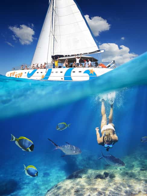 Puerto Plata: Catamaran Snorkeling Trip w/ Buffet & Open Bar - Why Sosúa Bay, and not just any beach day