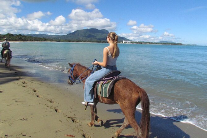 Puerto Plata City Horseback Riding Tour ,Rios,Beaches and Countryside - Stop 2: Coffee and Cocoa on a Working Family Farm