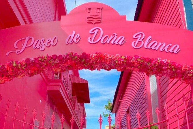 Puerto Plata City Tour Amber Cove Taino Bay Hotels - Larimar and amber exhibition, plus souvenir time that feels optional