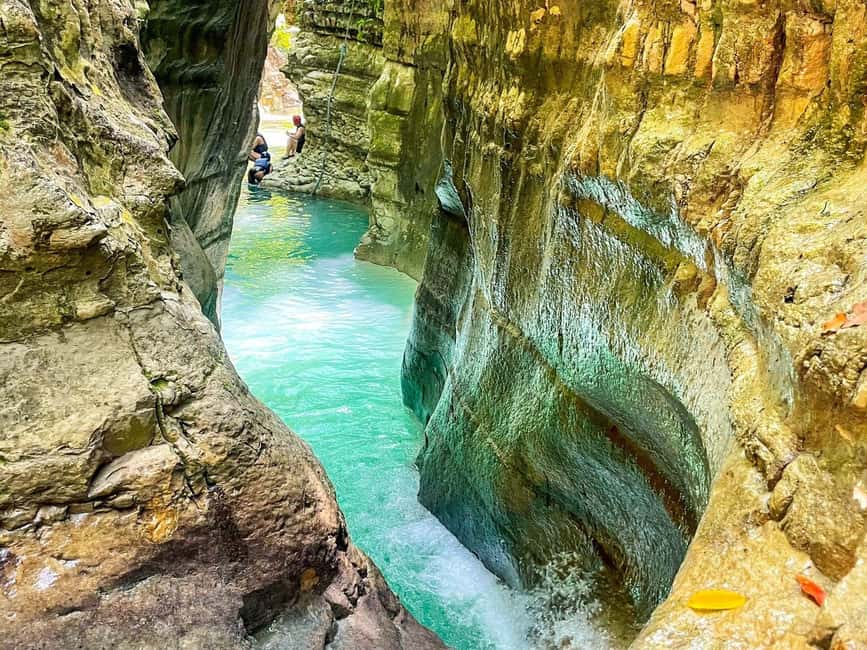 Puerto Plata: Damajagua Waterfalls Canyoning & Cocktail - The walk in: 30 minutes uphill that sets the tone