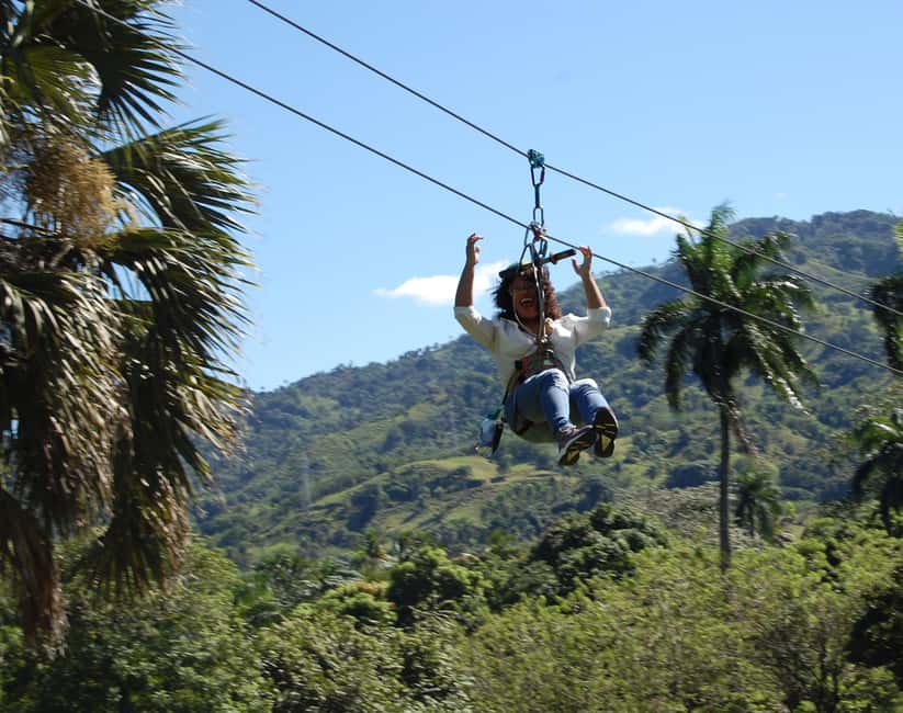 Puerto Plata: Monkeyland and Zip-Line Adventure - Monkeyland Squirrel Monkeys: Fruit, Shiny Things, and Mountain Views