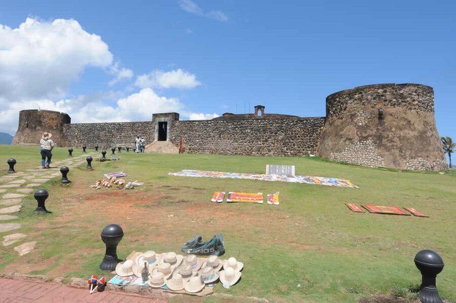Puerto Plata Tour: History, Culture and Cable Car Ride - Christ statue and gardens, what to photograph and what to pace