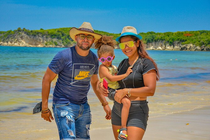 Punta Cana: 4 Hours Tour in Cueva Playa Horseback Riding - Safety and Comfort: What to Ask Before You Ride