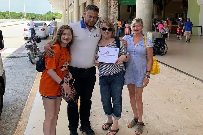 Punta Cana Airport to HARD ROCK HOTEL & CASINO in PUNTA CANA R/T - Punta Cana airport to Hard Rock: the arrival flow that matters