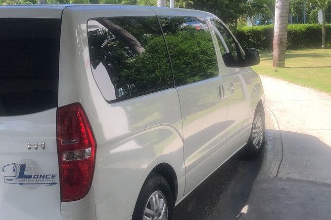 Punta Cana Airport Transfer ⟺ La Romana, Dominicus, Bayahibe - Price and value: how $160 per group usually works best