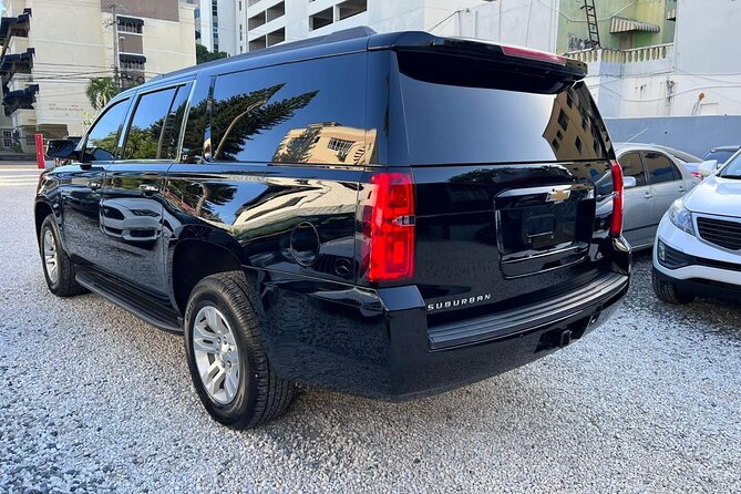 Punta Cana Airport Transfer: Luxuty Ride to Your Hotel - The drop-off to Bávaro or Punta Cana hotels, and what to watch for