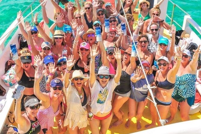 Punta Cana Booze Cruise, Snorkeling, Bar Entertainment Open Bar - Open Bar Drinks and Sound System: Your Built-In Party Starter