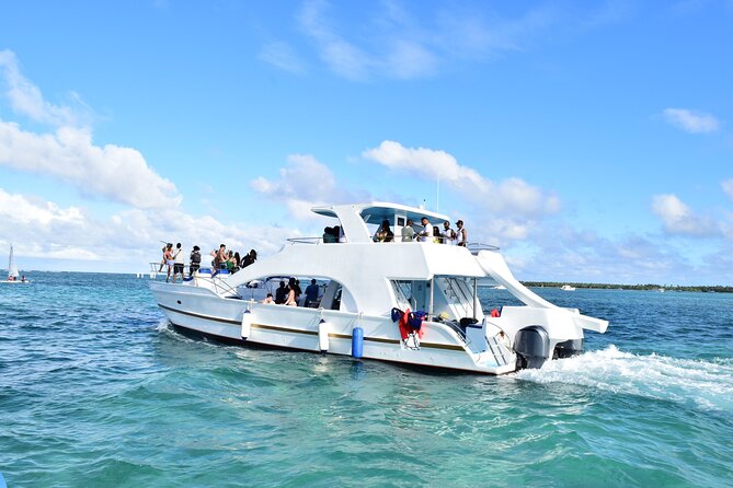 Punta Cana Booze Cruise, Snorkeling, Sand-Bar with Entertainment - What you do on the water, in the order it actually feels