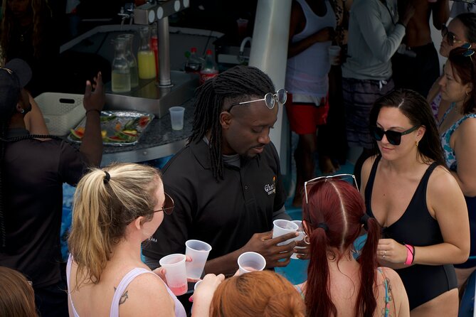 Punta Cana Booze Cruise, Snorkeling, Sand-Bar with Entertainment - Reef snorkeling and the guide moment that makes it worth it
