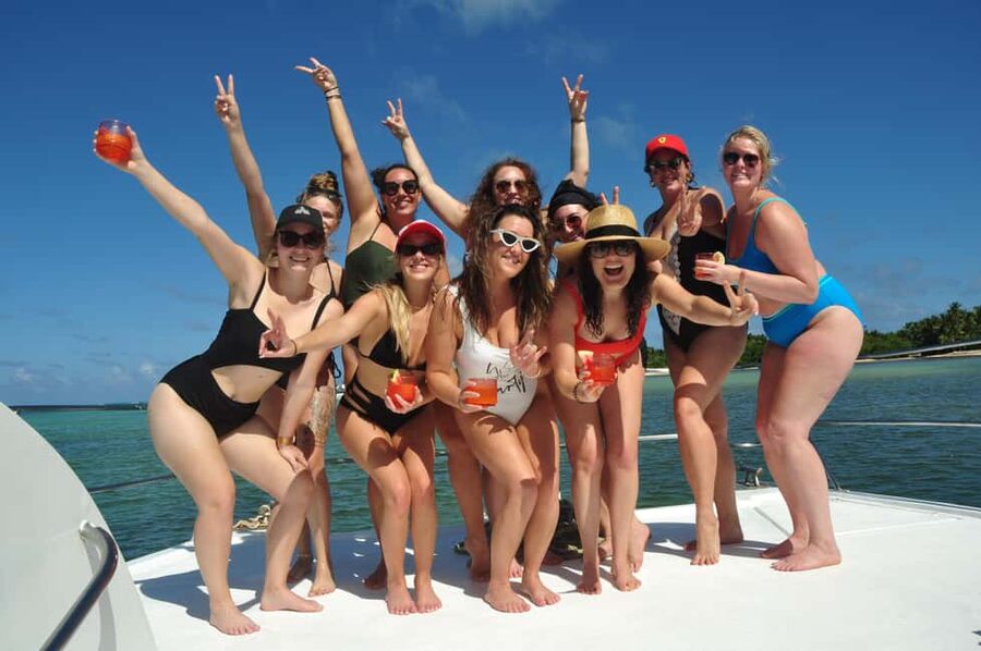 Punta Cana: Booze Cruise with Snorkel and Natural Pool Stop - La Piscina Natural and the floating bar stop you’ll actually remember
