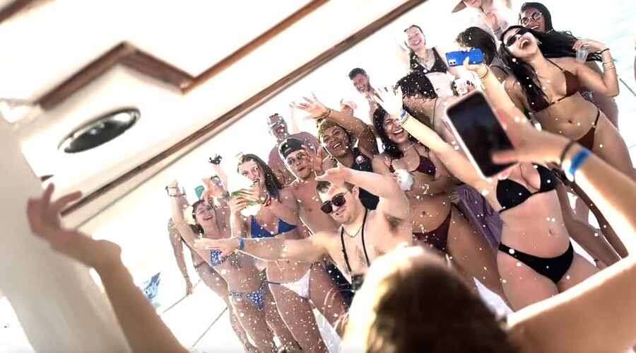 Punta Cana: Booze Cruise with Snorkel and Natural Pool Stop - Weather, timing hiccups, and how to make the most of the day