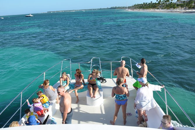 Punta Cana Combo Tour: Snorkeling, Catamaran Cruise & Parasailing - Bavaro Beach Snorkeling: Shallow Water, Real Fish, Mixed Expectations