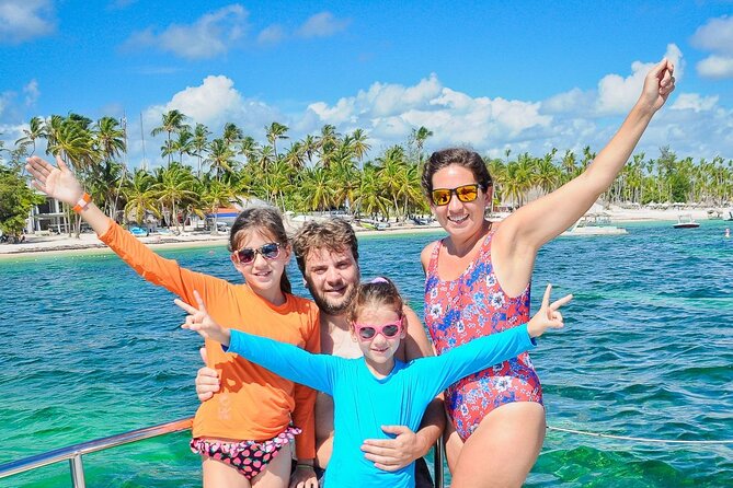 Punta Cana Family Boat Trip and snorkeling - Stop 1 at Playa Bibijagua: snorkeling in clear water with music