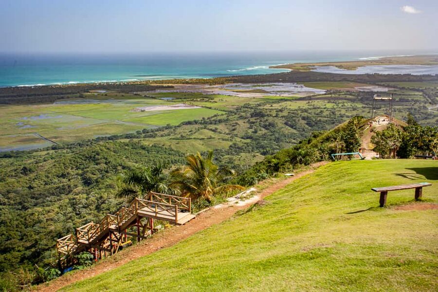 Punta Cana: Haitises, Cano Hondo, Redonda Mountain Day Trip - Montaña Redonda: Safari Truck to the Best View Between Two Lagoons