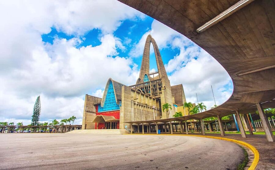 Punta Cana: Higuey City Tour - Visit the Basilica Cathedral - Higuey market time: local shopping, real smells, and a good reality check