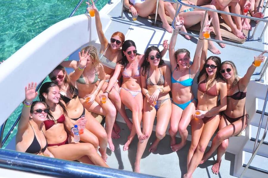 Punta Cana: Hip Hop Party Cruise w/Open Bar (Adults Only) - Who should book this tour, and who should skip it