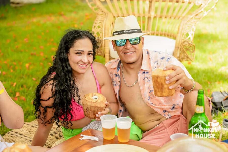 Punta Cana: Interactive Experience at Monkey House - Bottle-feeding a baby monkey: the moment people remember