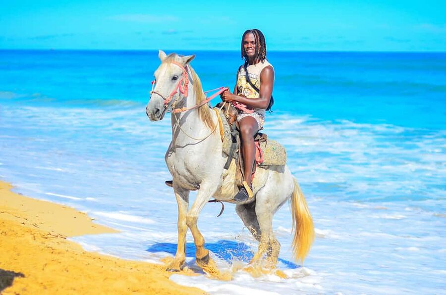 Punta Cana: Macao Beach & Forest Horseback Riding Tour - Why This Macao Beach Horse Ride Beats a Resort Routine