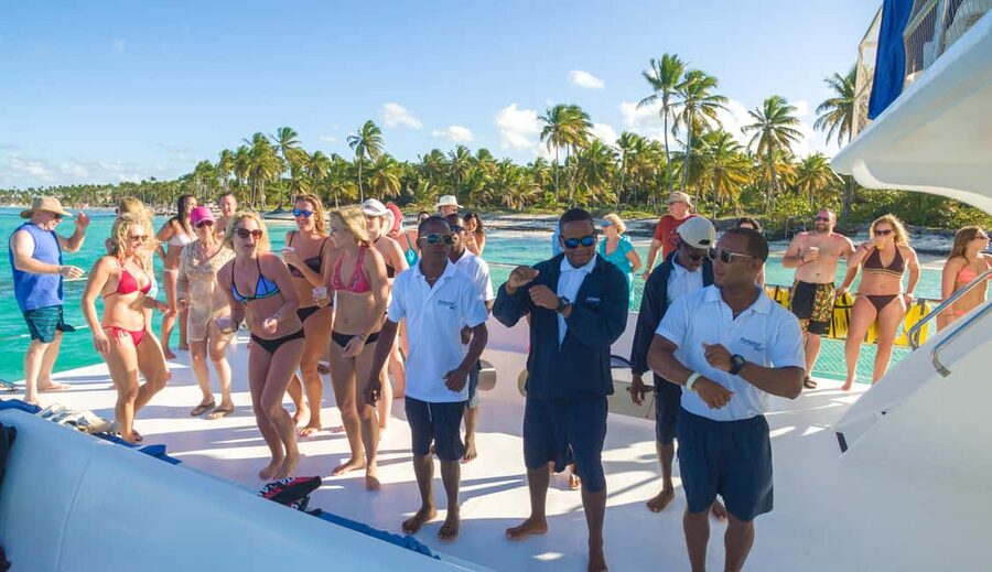 Punta Cana: Marinarium Snorkeling Cruise - The Cabeza de Toro area cruise, then a palm-lined natural swimming pool