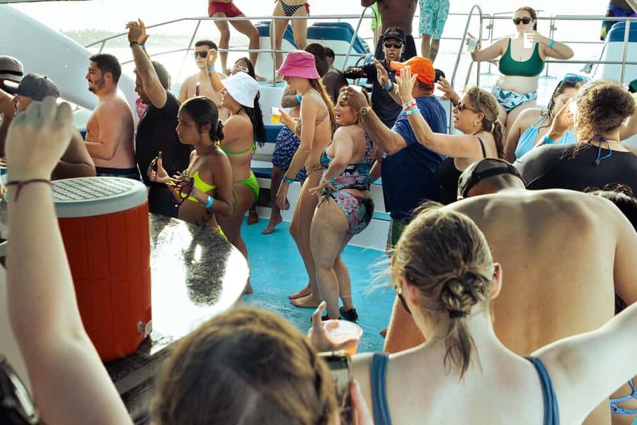 Punta Cana Party Boat (Adults only) - What to bring, and how to time your day