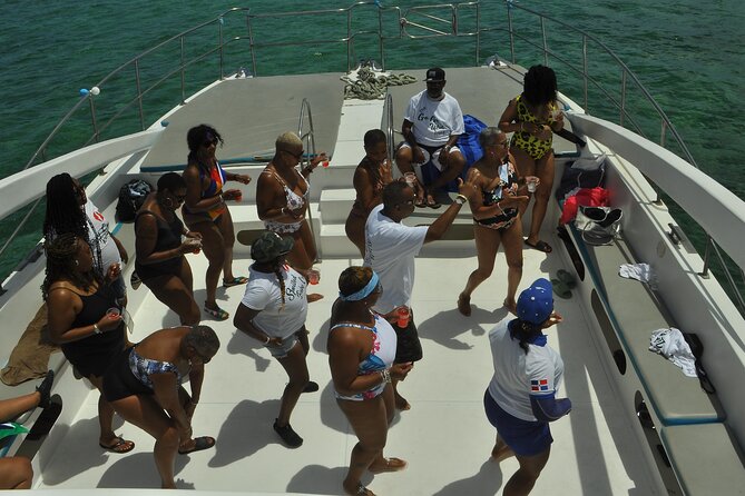 Punta Cana Party Boat Snorkeling with Music DJ and Open Bar - Pickup and boarding: the make-or-break part of a 3-hour tour