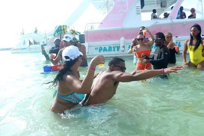 Punta Cana Private Booze Cruise with Open Bar (10+ People) - Snorkeling for About 30 Minutes: What You Get and How to Prep
