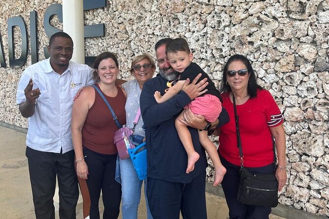 Punta Cana private Minivan Airport Transfers - Return Transfers and Round-Trip Expectations