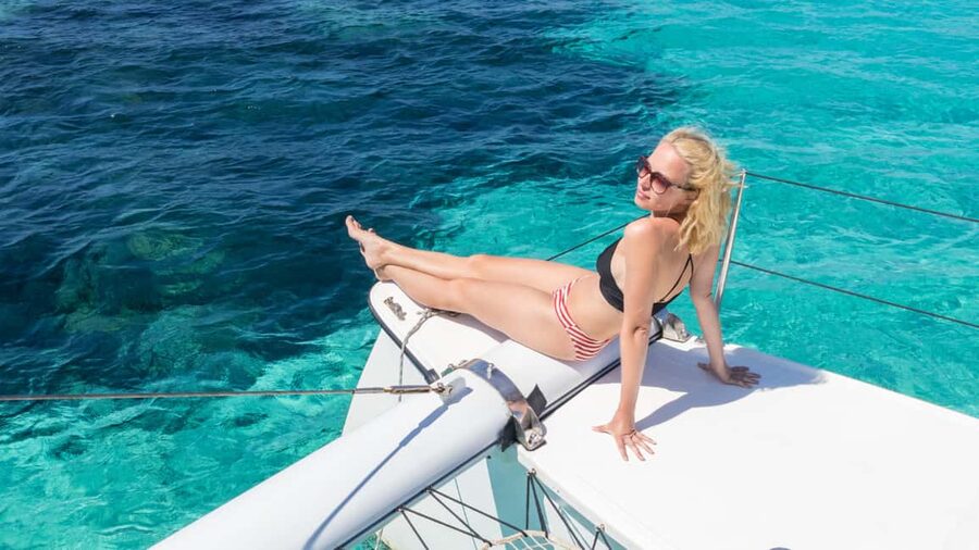 Punta Cana: Saona Island Catamaran Tour with Food & Open Bar - From hotel pickup to coach time, why the schedule feels long