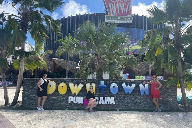 Punta Cana Shopping Tour - World Mart Souvenirs: Jewelry, Clothing, and Island-Focused Shopping