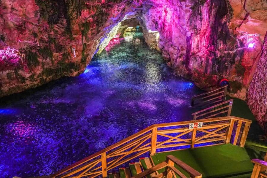 Punta Cana: Sunset Buggy Tour With Cave Swim and Dance Show - Dominican dinner and open bar: what the meal really feels like