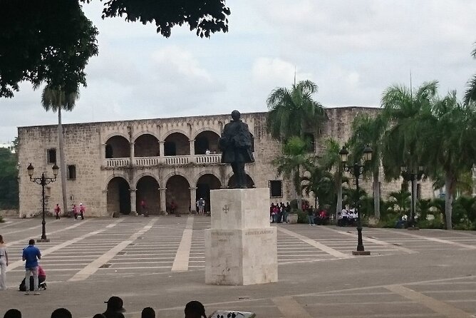 Punta Cana to Santo Domingo PRIVATE/Shared Tour, Colonial Area - Malecón boardwalk break, ocean air between monuments