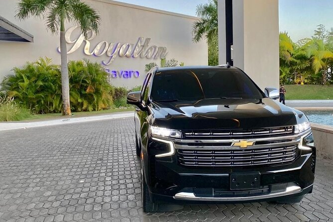 Punta Cana VIP Airport Shuttle - What the Transfer Vehicle Feels Like (A/C, WiFi, Water)