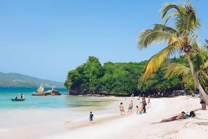 Punta Cana: Whale Watching and Bacardi Island Day Trip - Punta Cana to Samaná: long day logistics, real value