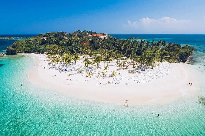 Punta Cana: Whale Watching and Bacardi Island Day Trip - Price and value: why $150 can be fair or frustrating