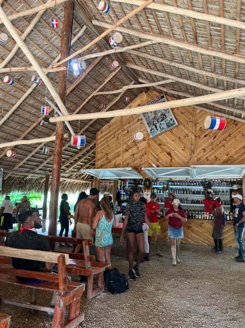 Punta Cana: Wild Off-Road Dune Buggy Adventure - Guides, staff energy, and the photo question