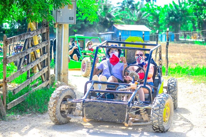 Road Off Half Day Buggy with Chocolate and Coffee Tasting - What to bring for a muddy buggy and a beach finish