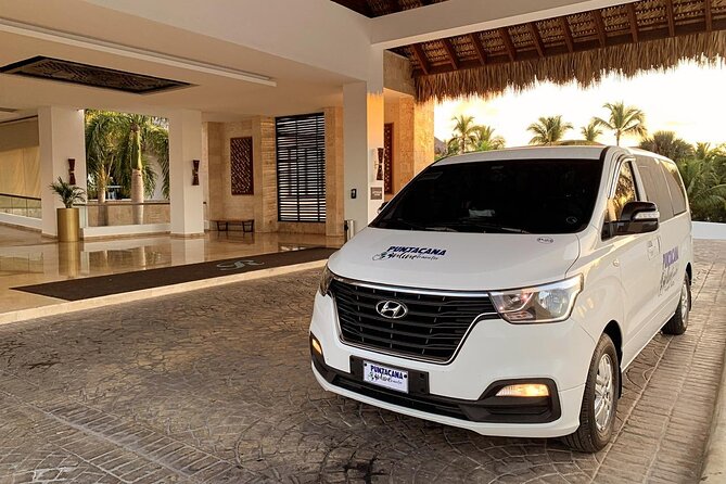 Roundtrip private transfer from punta cana airport to bavaro area - Who this private transfer suits best