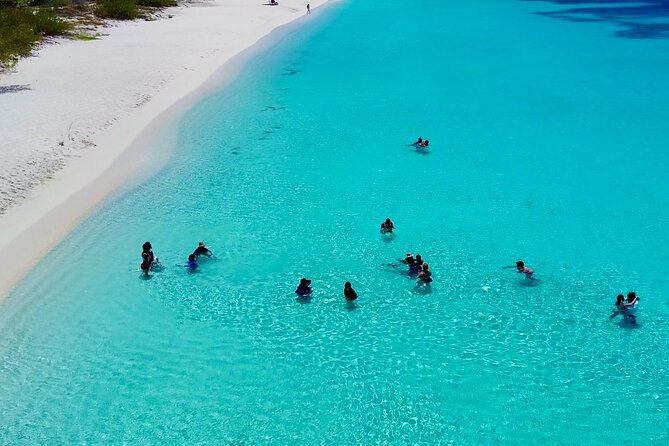 Route Of The South VIP Private Eagles Bay 2 Day All Inclusive - Day 2 at Bahía de las Águilas: the beach time you paid for
