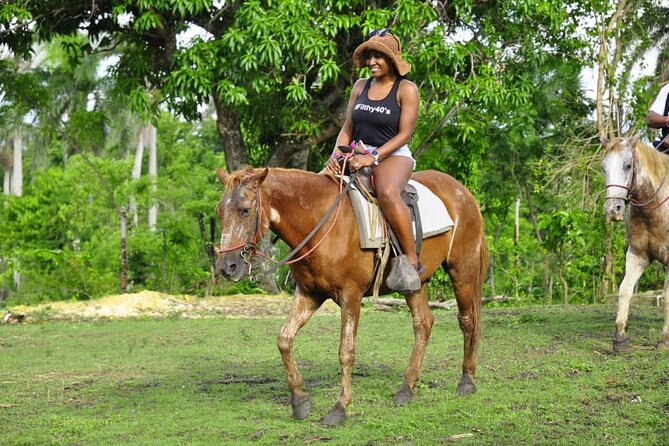 Safari Tour in Punta Cana todo el dia una Aventura inolvidable - Uvero Alto horseback riding: where the day starts on the ground