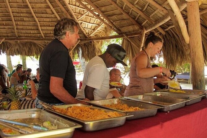 Samana - Key Levantado - Limon Waterfall - Horseback Riding - Horseback riding near the waterfall: fun, but not gentle