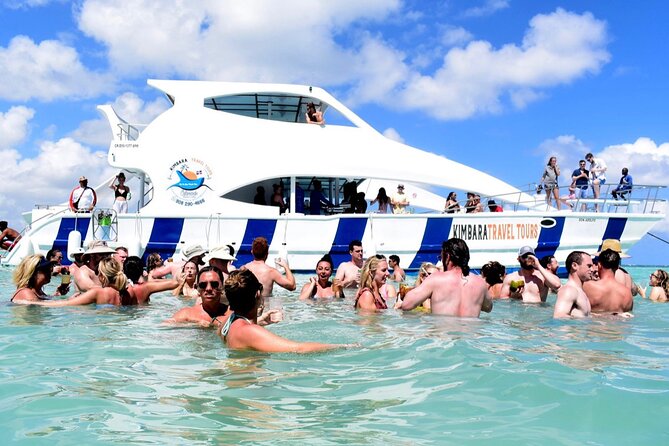 Sand-Bar Punta Cana Party Boat unlimited drinks, snorkeling Vibes - Snorkeling at the coral reefs: what to do for the best views
