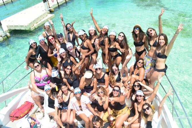 Sand Bar Punta Cana, Snorkeling, Party Boat, Booze Cruise Party - Beach stop and cruising breaks: how the pacing actually feels