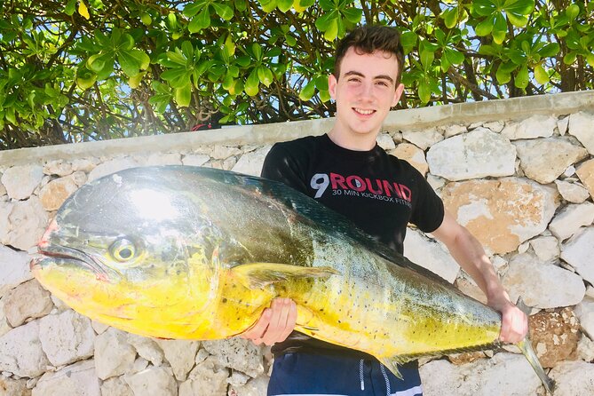 Santa Elena Fishing Charters in Punta Cana - The Lagoon Stop and the Grill, When It Works and When It Does Not
