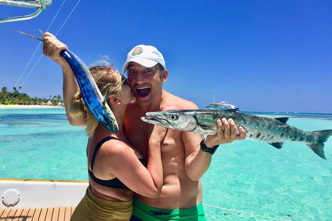 Santa Elena Fishing Charters in Punta Cana - Elena, Alex, and Capt. Miguel: How the Crew Experience Shapes Your Day