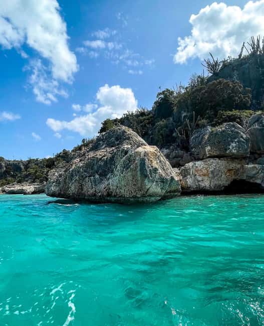 Santo Domingo: Bahía de las Aguilas Beach Paradise - Day One: Barahona photos, river swims, and lunch where river meets ocean