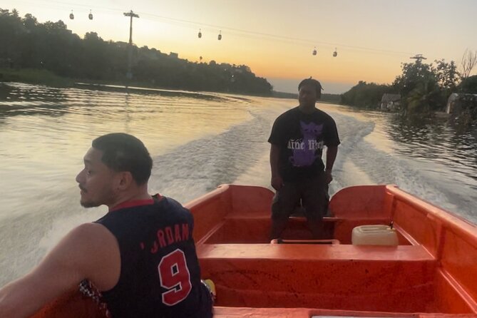 Santo Domingo: City Boat Ride Adventure Guided Tour - Guides, safety, and the vibe on board