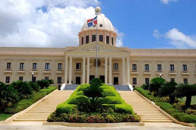 Santo Domingo City - Full Day All Inclusive Tour - Lunch: included, but choose your expectations wisely