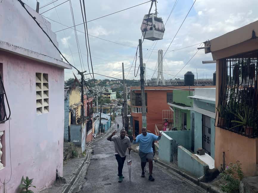 Santo Domingo: City Life Food & Transportation Tour - Market Time: Dominican Patties, Sweets, and Helado de Fundita