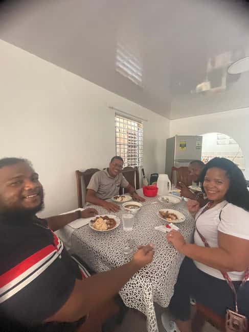 Santo Domingo: City Life Food & Transportation Tour - Add Metro and Train, plus a Short Carro de Concho Ride