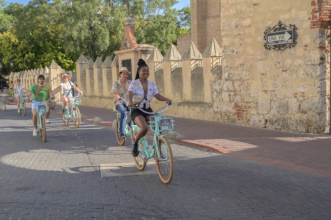 Santo Domingo: Colonial Zone Bike Tour - Why a Colonial Zone Bike Tour beats wandering on foot